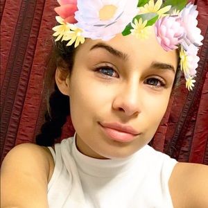 Meet your Posher, Aalina