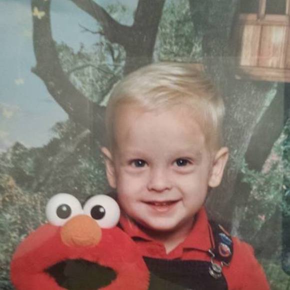 Meet your Posher, Gavin - Picture 1 of 1