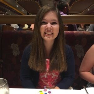 Meet your Posher, Rebecca