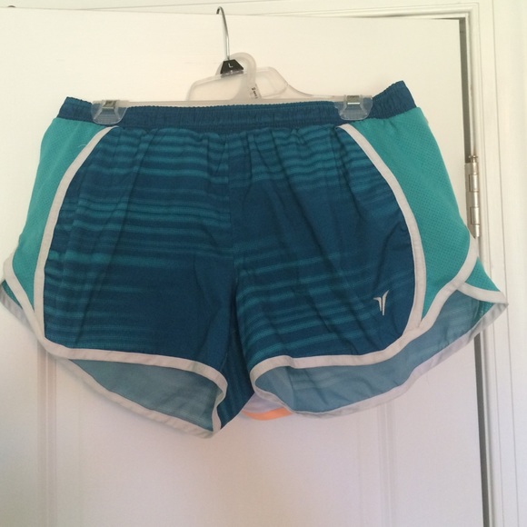 2 pairs of old navy active shorts (BUNDLE!!)