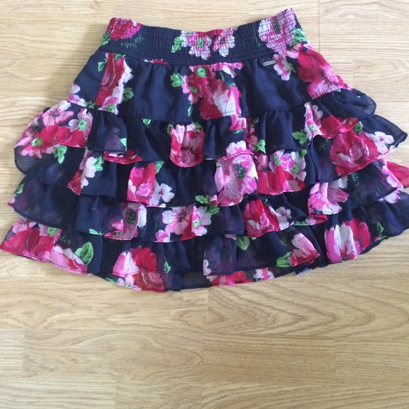 Hollister skirt