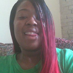 Meet your Posher, Ashia