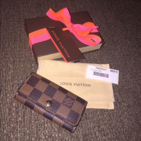 Louis Vuitton 4 Key Holder