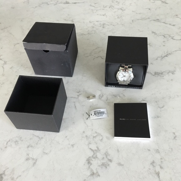 Marc by Marc Jacobs watch silver with white - Picture 3 of 4
