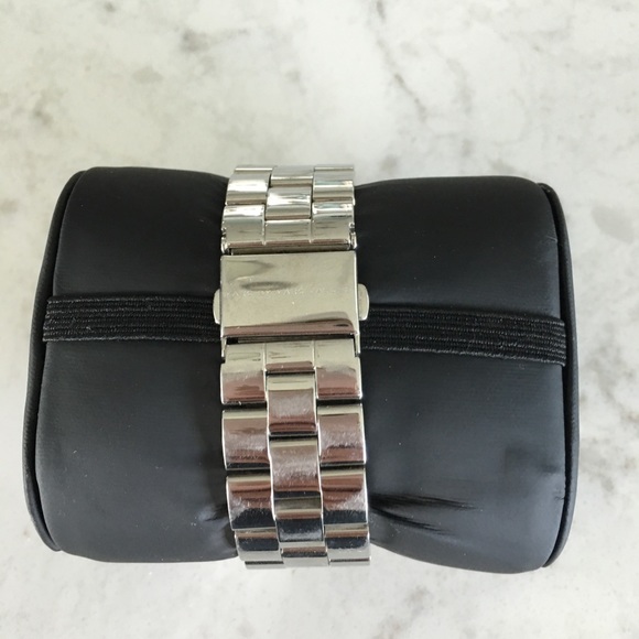 Marc by Marc Jacobs watch silver with white - Picture 4 of 4
