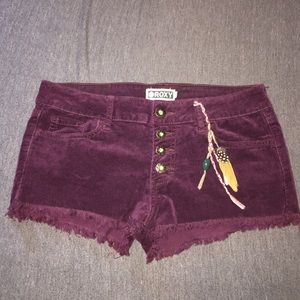 Cute Roxy purple corduroy shorts!