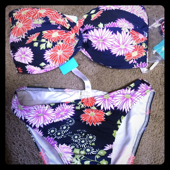 I thought it would fit me but it doesn't.