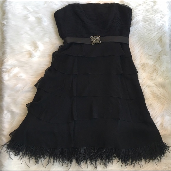 $440 Retail 🎉Host Pick 🎉8/28 New! BCBG cocktail dress - Picture 3 of 9