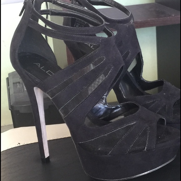 🚫SOLD🚫Black high heel Aldo shoes
