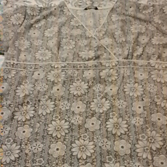 Beautifully made scrub top