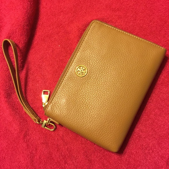 Tory Burch Wristlet