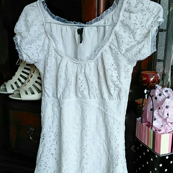 MAURICES EYELET, LACE TOP SIZE XS - Picture 4 of 4