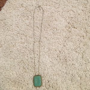 Pendant necklace