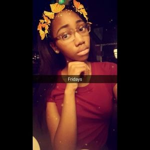 Meet your Posher, Lakavia