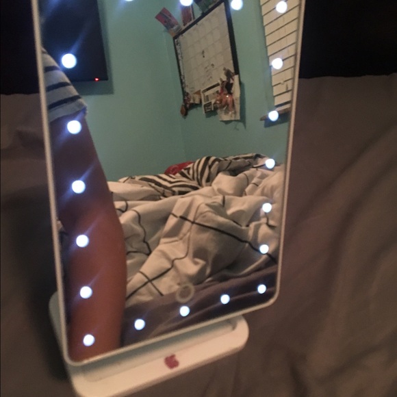 Other - 🎉 Small LED Light Vanity Mirror 🎉
