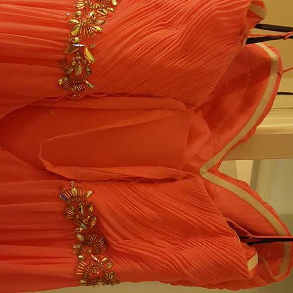 Prom dress - Picture 3 of 3