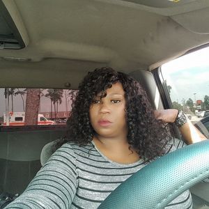 Meet your Posher, Tenesia