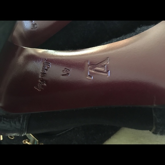 Louis Vuitton boots with mink - Picture 4 of 13
