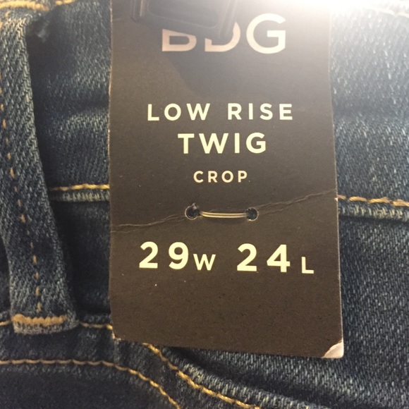 BDG Jeans - Picture 2 of 4