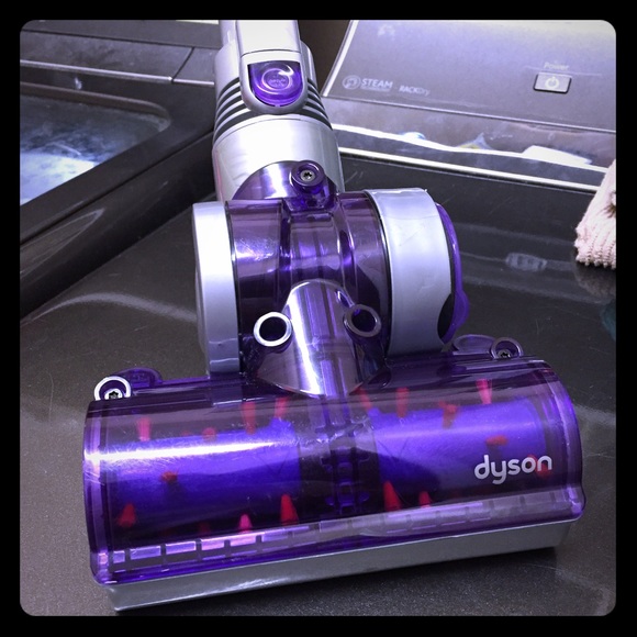 Dyson pet here attachment