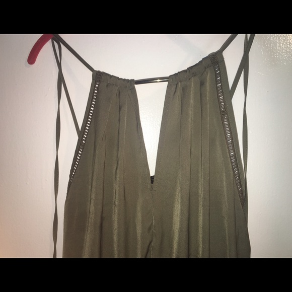 (NEW) Dark Green Halter Maxi Dress - Picture 3 of 4