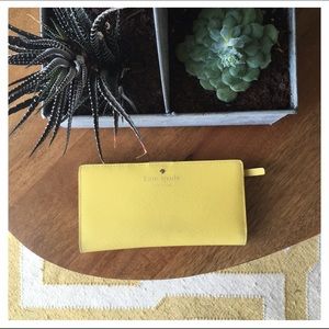 Kate Spade Cedar Street - Lemonade Yellow Wallet