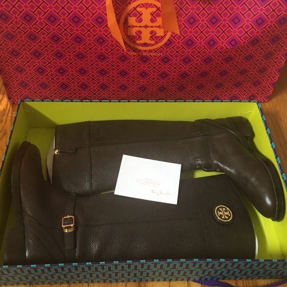 Tory Burch - Teresa Riding Boot in Coconut