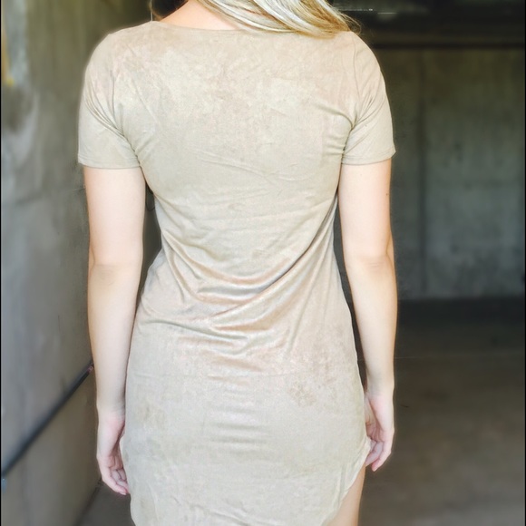 Sexy in Suede - Picture 3 of 3