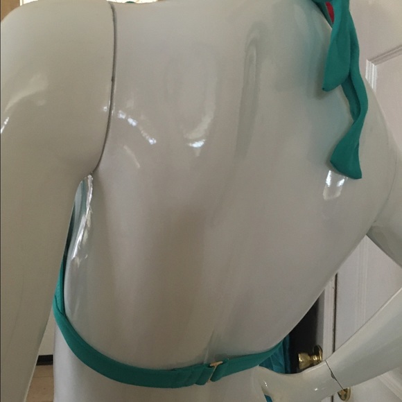 New halter bikini top size M - Picture 4 of 4