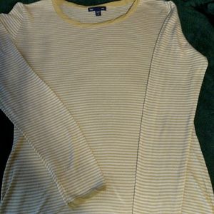 Gap thin long sleeved sweater shirt