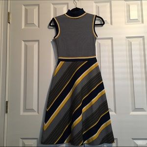 Mad men retro vintage dress in new condition.