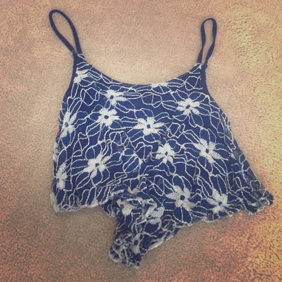 Cute crop top
