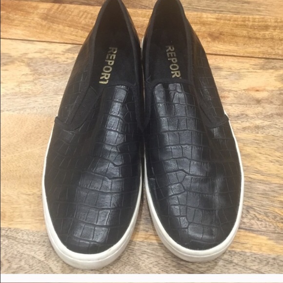 Very nice alligator style casual shoes