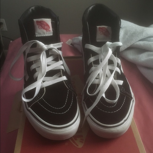 Black vans