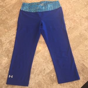 Under Armour capris!