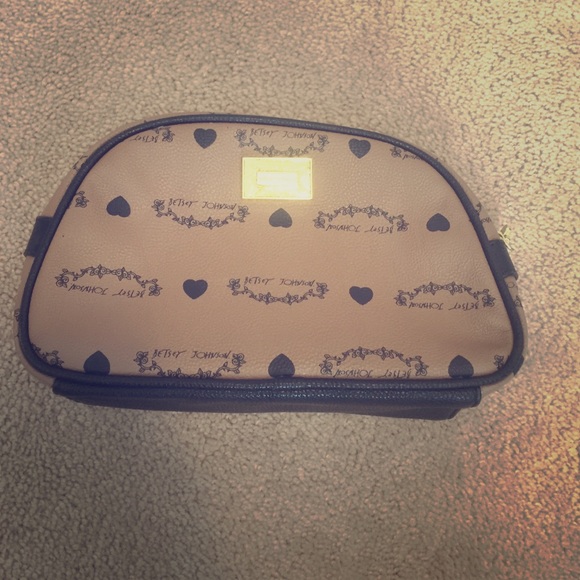 Make up bag