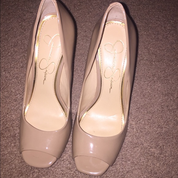 Jessica Simpson Nude Pumps