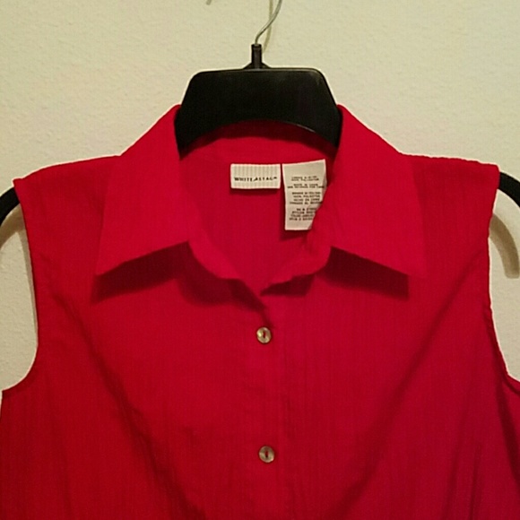 *SOLD* White Stag Sleeveless Summertime Top