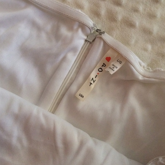 Lace Strapless Dress - Picture 4 of 4