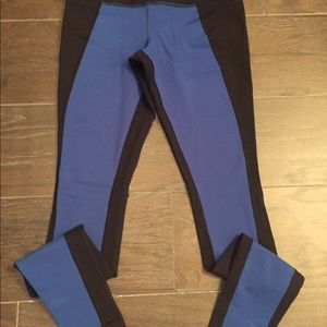 Lululemon color block wunder under