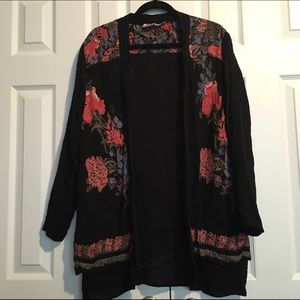Vintage kimono style hibiscus print coat.