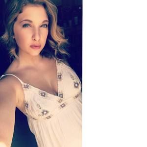 Meet your Posher, Katelynn