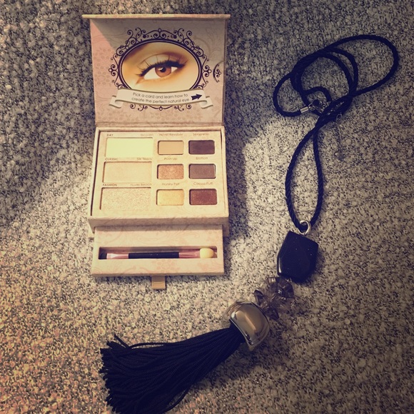 Too Faced Natural Eye