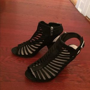Vince Camuto Eliana Black Sandals