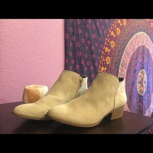 Vera Wang Suede Booties