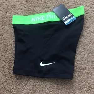 MUST GO NWT Nike Pro Shorts