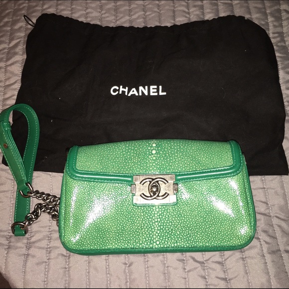 Stunning, unique green stingray Chanel bag - Picture 2 of 4