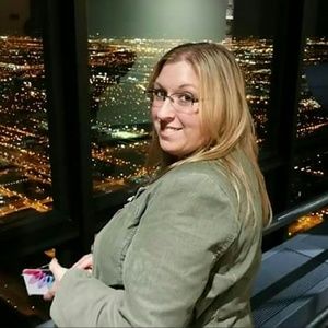 Meet your Posher, Lisa