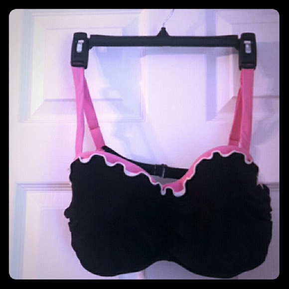38D Black & Pink Full Coverage Bikini Top