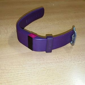 Small FITBIT HR CHARGE  (Plum)